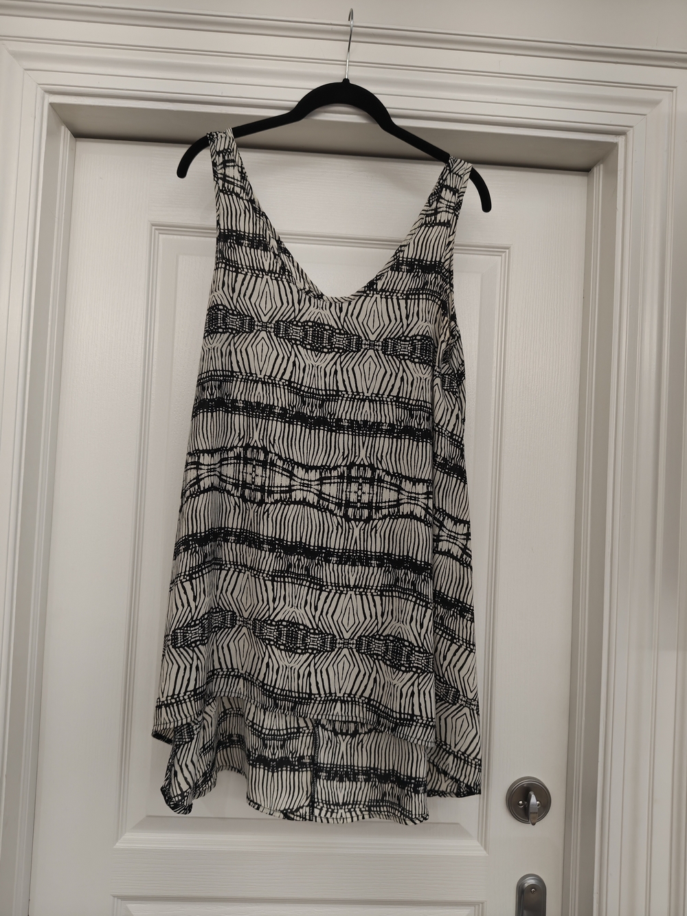 Y2K Vintage painted threads Black and White Printed V-Neck Tunic